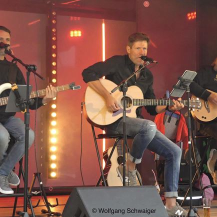 Fieberbrunner Bummelnacht mit 'Gemischter Satz & The Bluesocks Poachers'