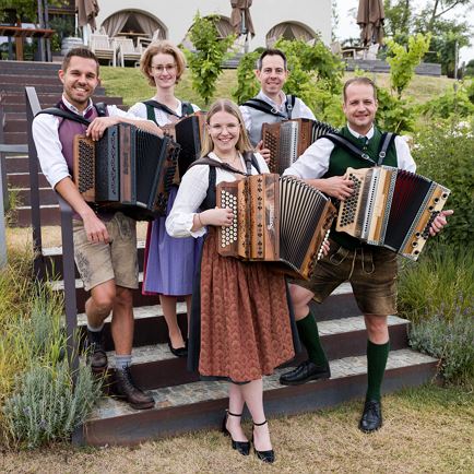 Sonnenuntergang & Harmonikaklang