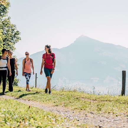 BALANCE AM BERG Wanderung