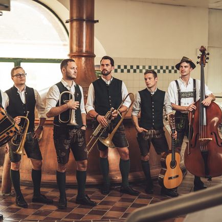 Seeleuchten mit 'Brodjaga Musi'