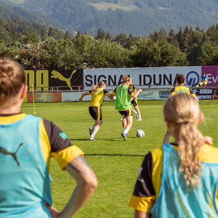 BVB Frauenmannschaft Trainingslager 2026