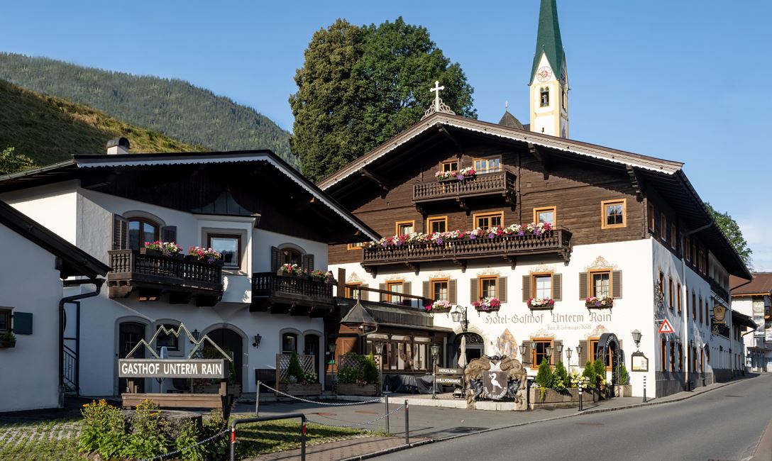 Hotel_Gasthof_Unterm_Rain_Kitzbuehelerstrasse_8_Ki