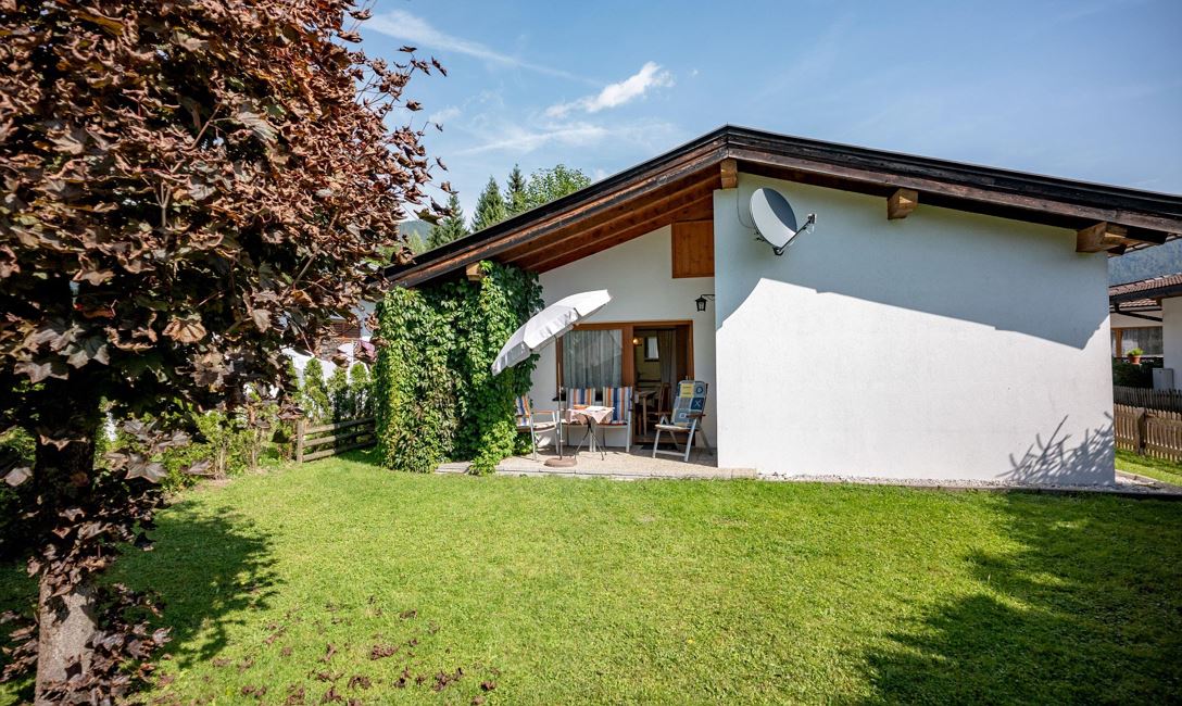 Ferienhaus_Dr_Blume_Feriendorf_10_Kirchdorf_Haus_a