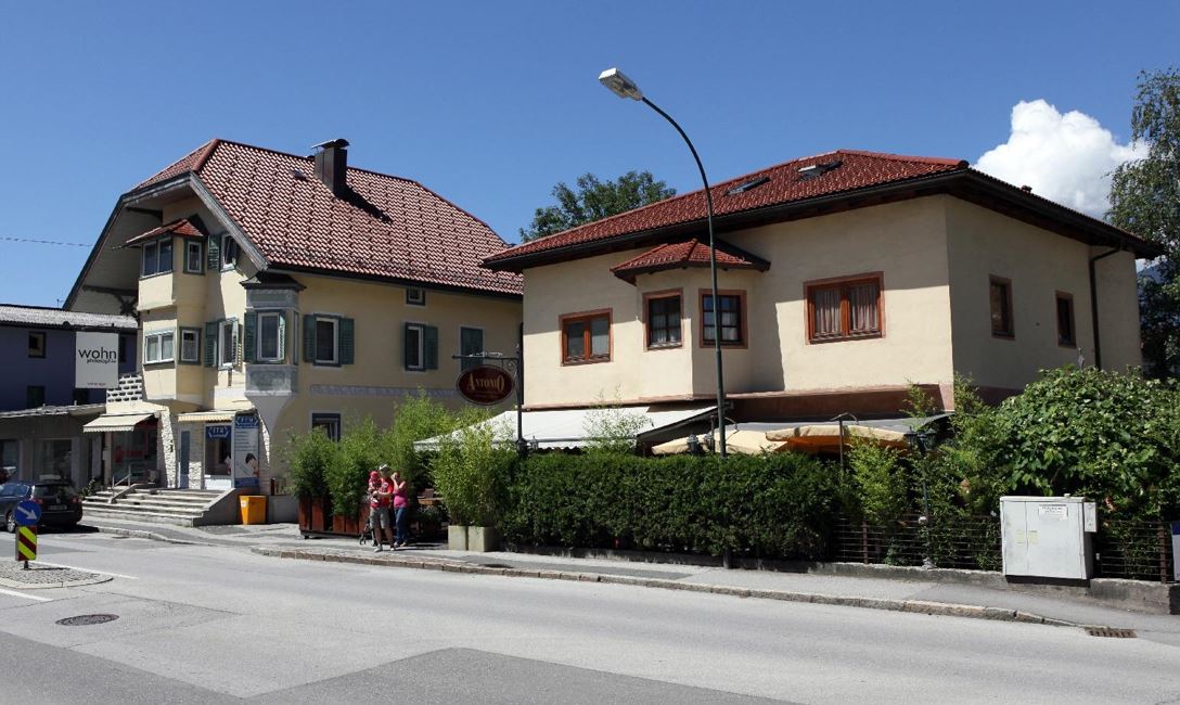 Außenansicht Sommer (c) Hannes Dabernig