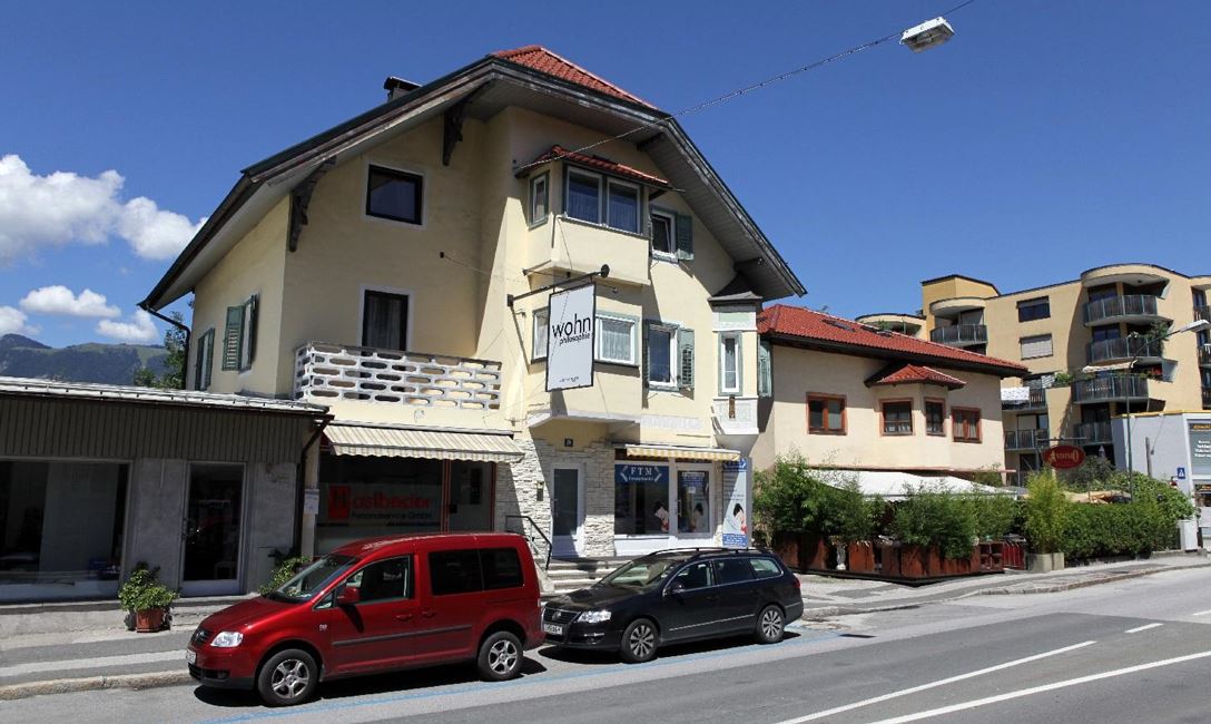 Hausansicht Sommer (Salzburgerstr. 20 + 22)