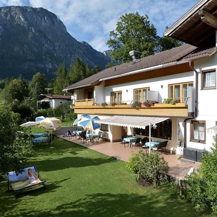 Hotel Schlossblick Aussenansicht