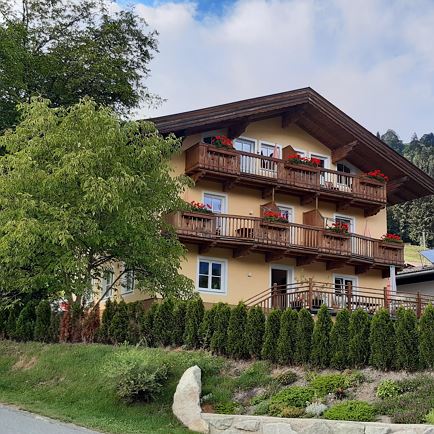 Sommeransicht Haus Sieberer