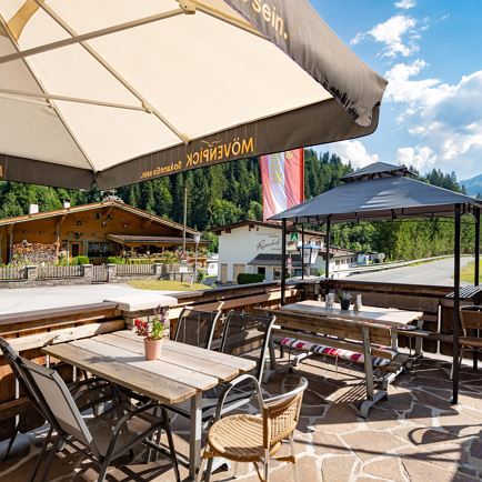 Terrasse (c) Hannes Dabernig