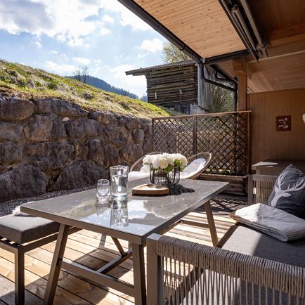 Haus_Steinplatte_Dorfstrasse_33_Waidring_Terrasse_