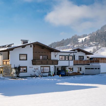 Haus_Anita Haus_aussen_Winter_1