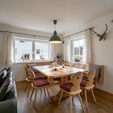Ferienhaus_Wirtheim_Moosen_26_Brixen_Wohnzimmer_Es