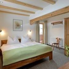 Schlafzimmer 1 (Large)