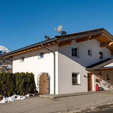 Carport & Parkplatz