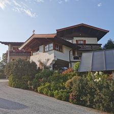 Aussenansicht Sommer