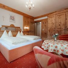 Zimmer 4 Schlafzimmer