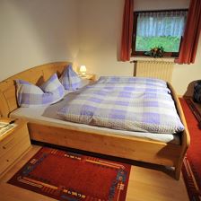 Schlafzimmer2