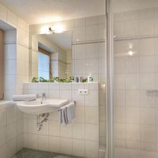 Untertraucha-Astner-Leonhard-Badezimmer