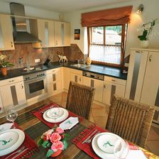 Küche mit Essbereich