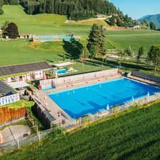 Freischwimmbad Itter (c) Magdalena Laiminger