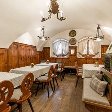 Gasthof_Unterm_Rain_Kitzbuehelstrasse_8_Kirchberg_