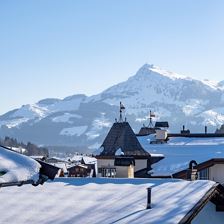 Hotel_Gasthof_Unterm_Rain_Kitzbuehelstrasse_8_Kirc