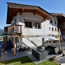 Teresa-Kirchberg-Kirchanger-14-16-Haus-aussen