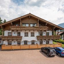 Pension_Ortner_Taxaweg_14_St_Johann_07_2019_Haus_a