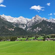 Blick zu den Loferer Steinbergen