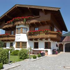 Hausansicht Sommer