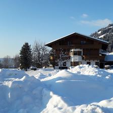 Hausansicht Winter