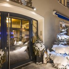 Haus Winter Nacht Eingang1