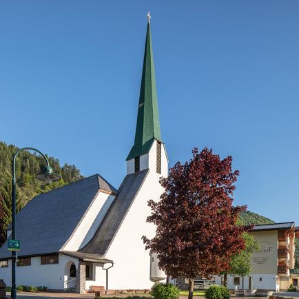 Clemens-Holzmeister-Kirche zur Hl. Barbara