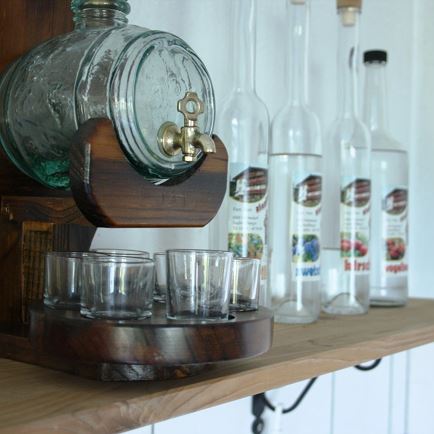 Schnapsbrennerei Oberzieplhof Ab Hof Verkauf