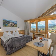 Apartment Hahnenkamm - Winterurlaub in Tirol