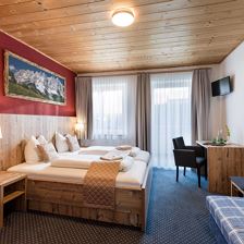Haus_Tirol_Badhausweg_19_Brixen_06_2020_Zimmer_3