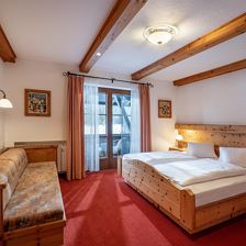 Fruehstueckspension_Fohlenhof_Au_17_St_Ulrich_Zimm