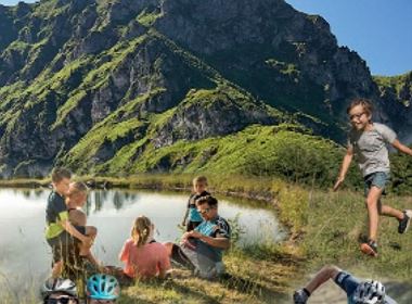 St. Johann in Tirol Bergtrein Zomer (DUITS/ENGELS)