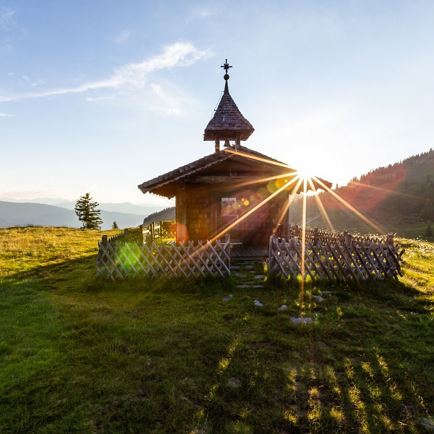 almrosenweg kapelle.jpg